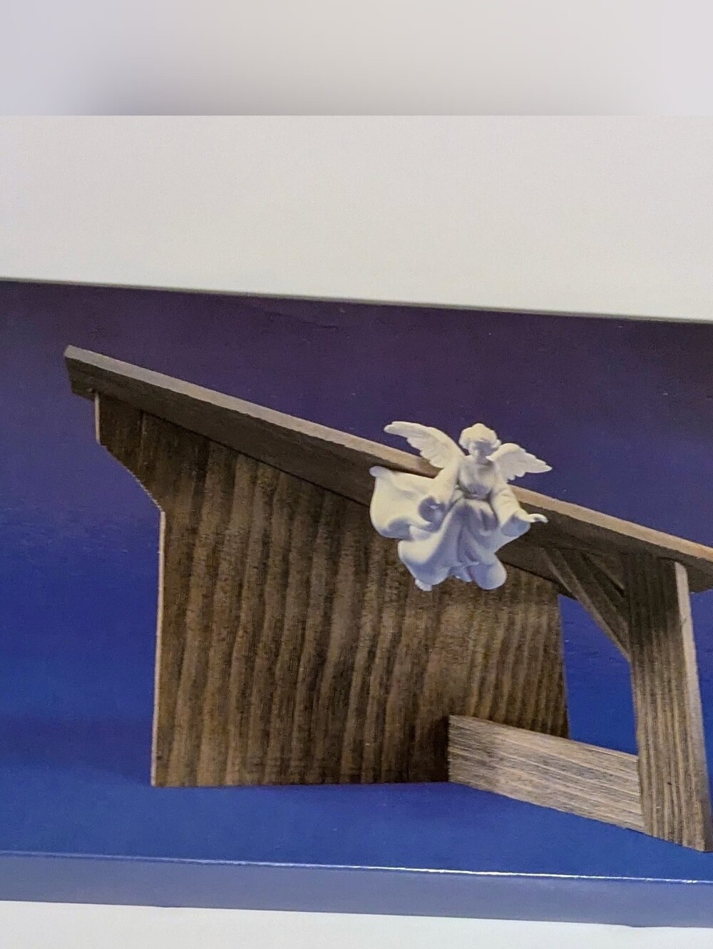 AVON Nativity Collectibles The Stable ONLY No Angel or Figures NWT 1985 Vintage